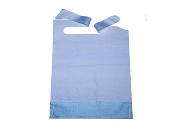 มืออาชีพผ้ากันเปื้อนพลาสติกทิ้ง / Bibs ผู้ป่วยทิ้งไม่ระคายเคือง